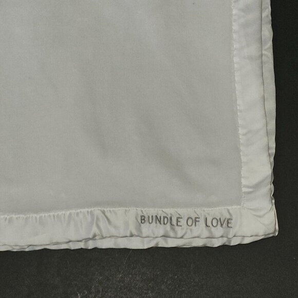 Carter's Bundle of Love White Fleece Baby Blanket Satin Trim 28x39 - Picture 1 of 7